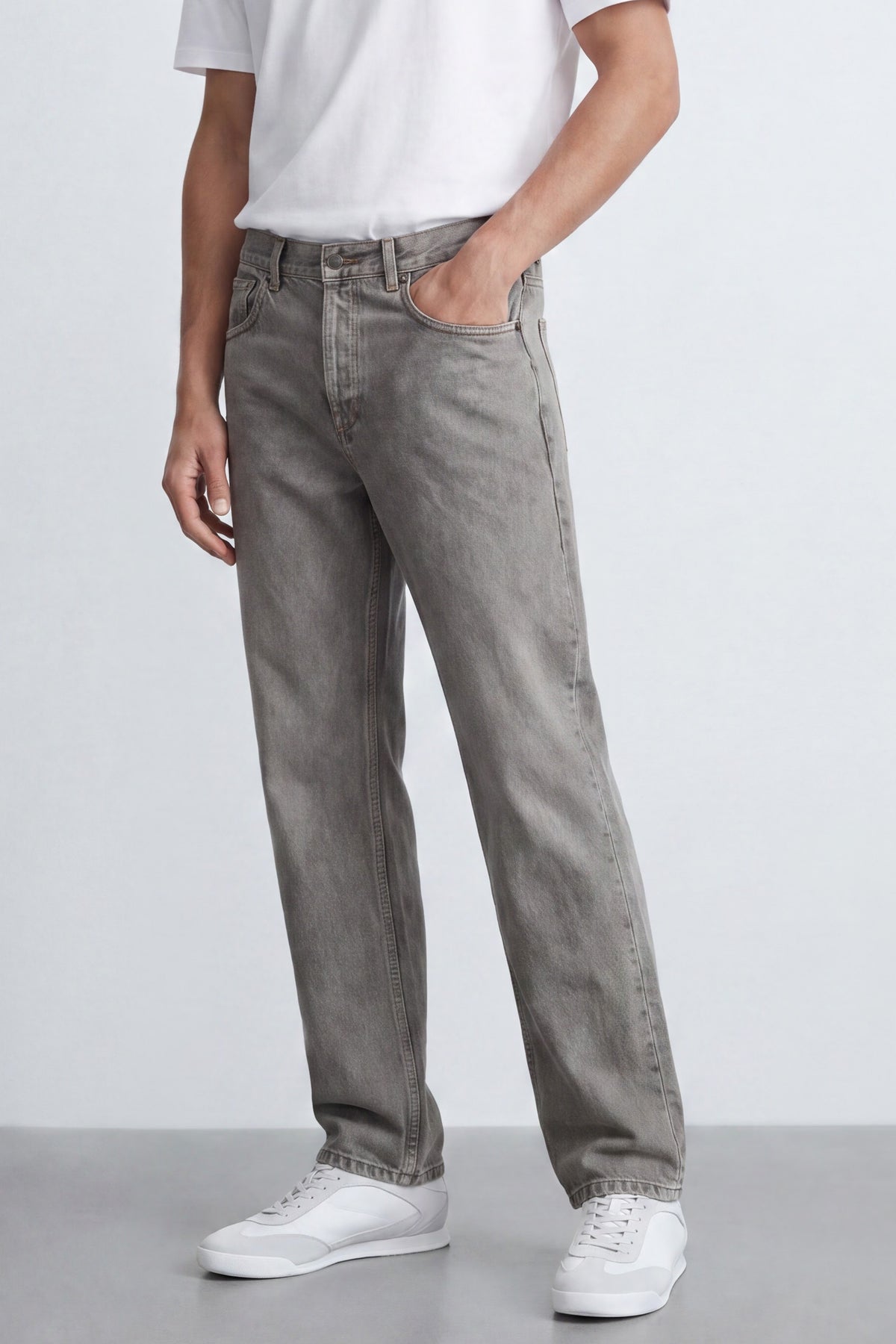 Relaxed Fit Jeans