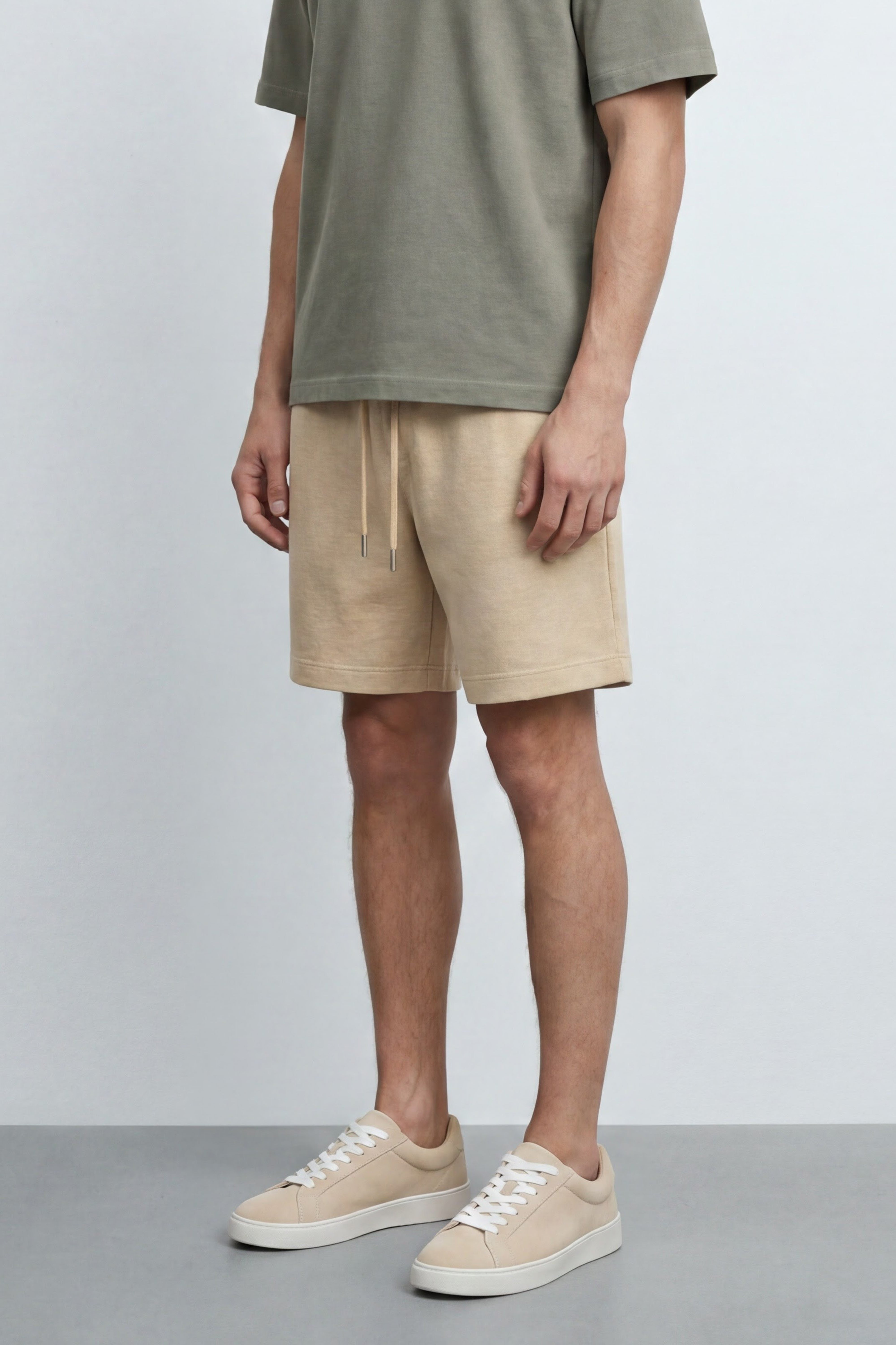 Mid Fit Bermuda