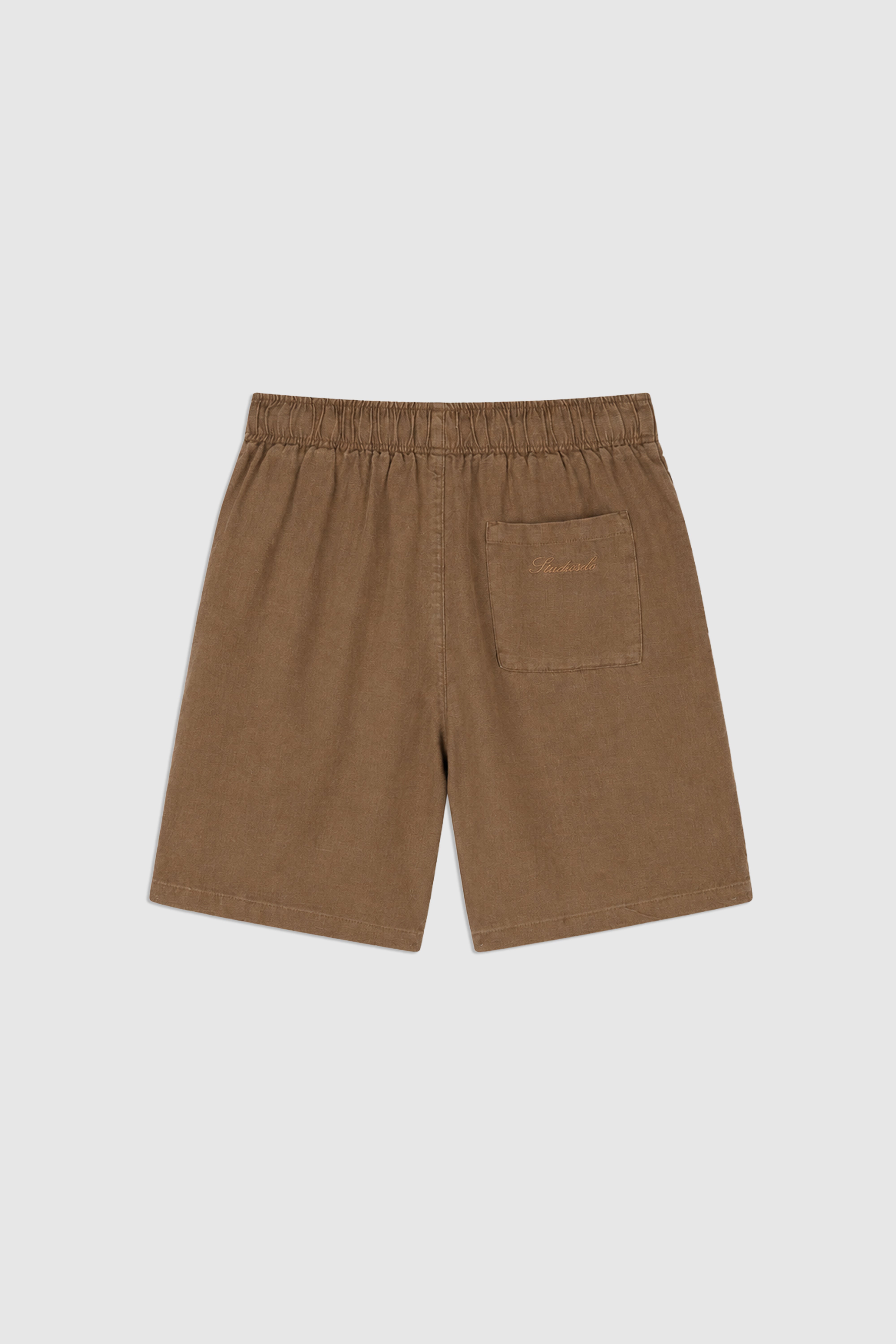 Relaxed Linen Bermuda.