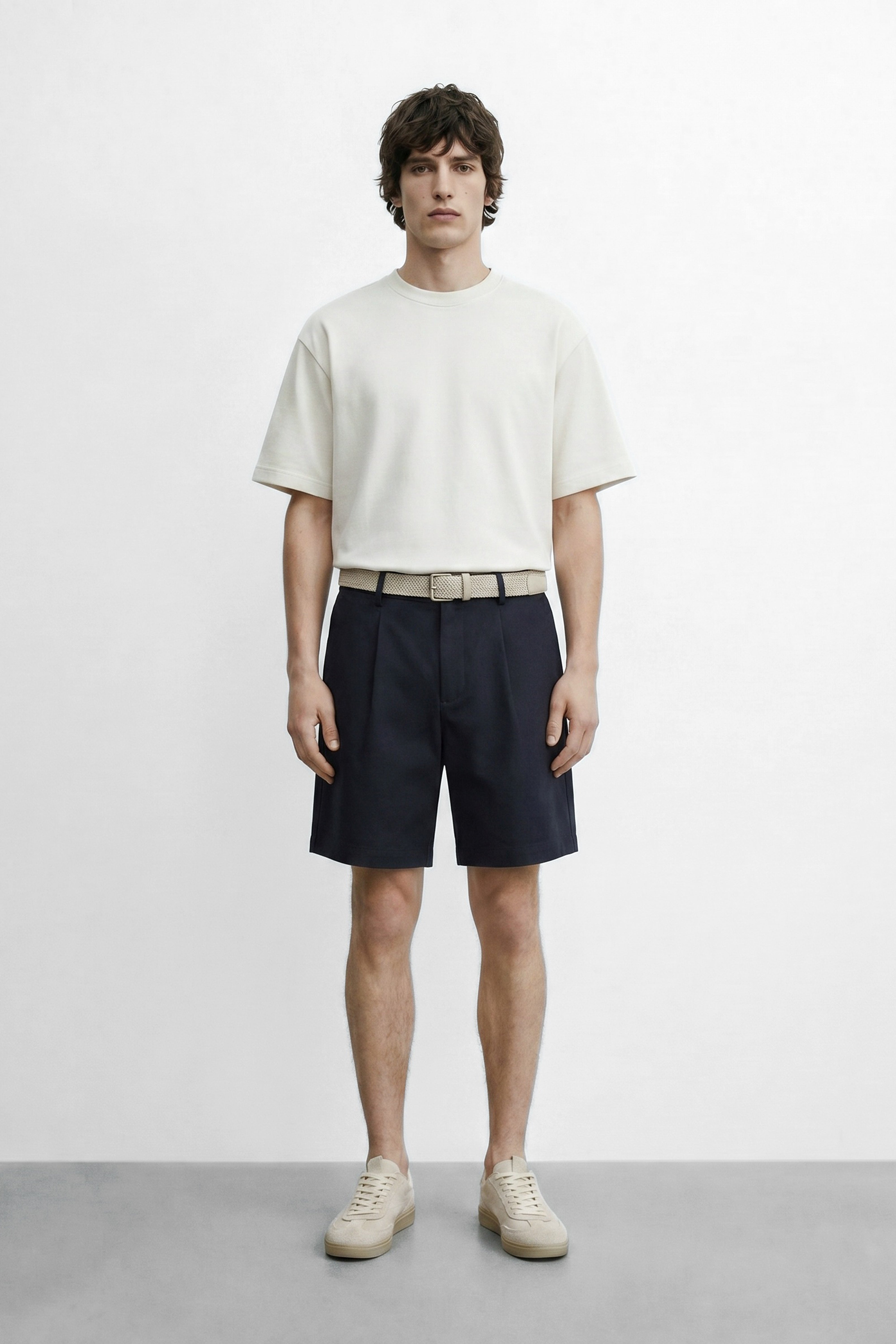 Slim Fit Linen Blend Bermuda