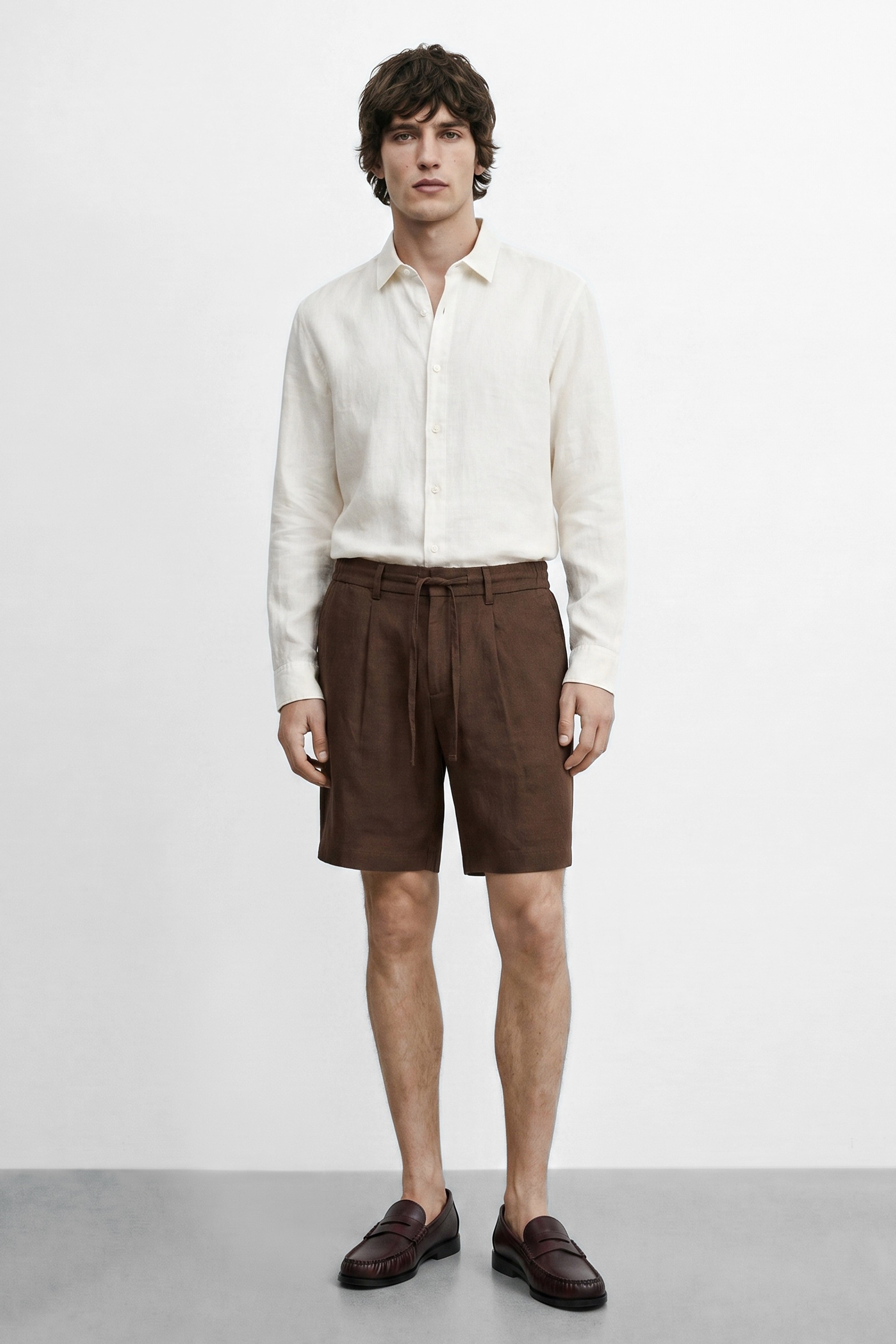 Slim Fit Linen Bermuda