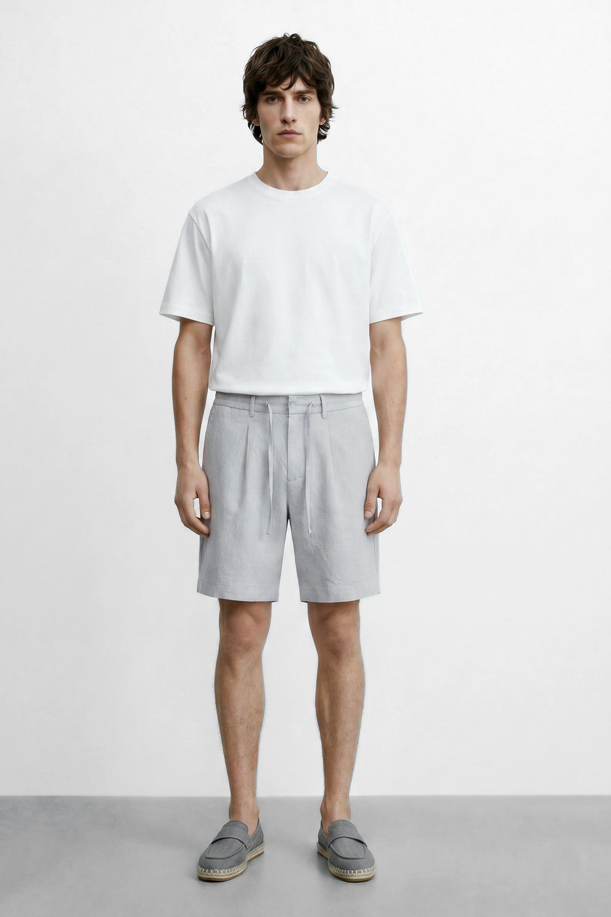 Slim Fit Linen Bermuda