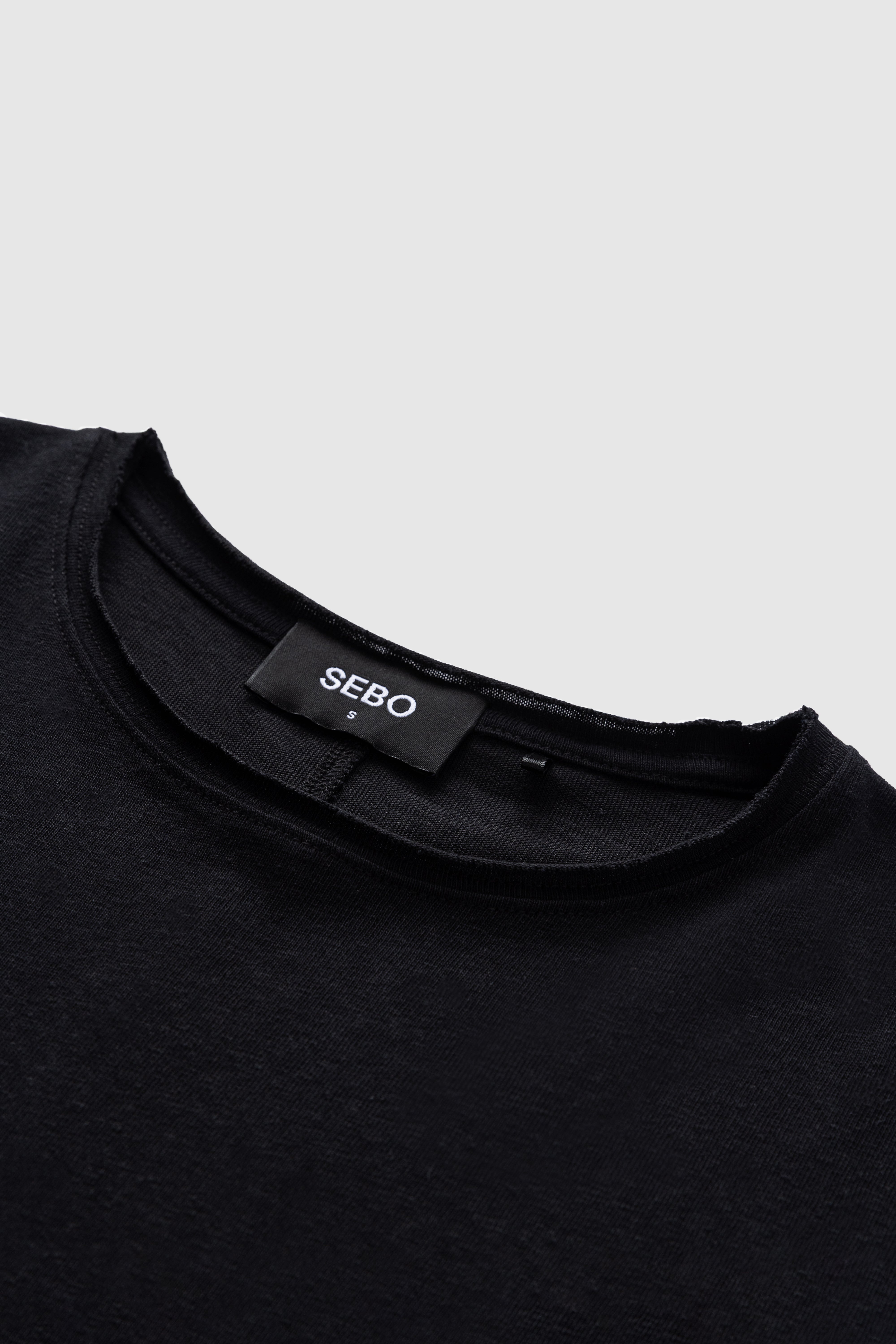 Mid Fit Linen Blend T-Shirt