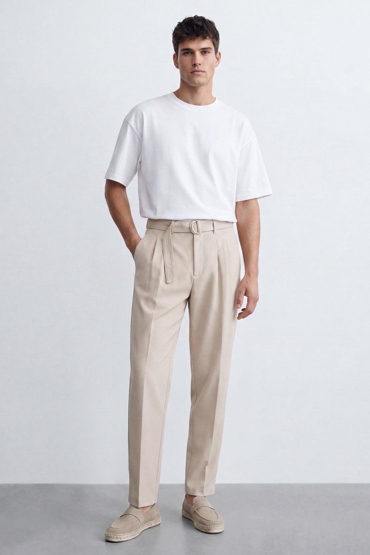Carrot Fit Trousers