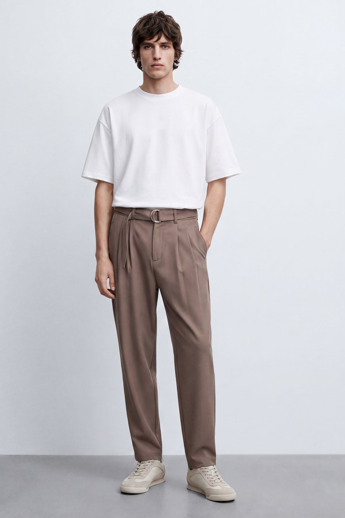 Carrot Fit Trousers