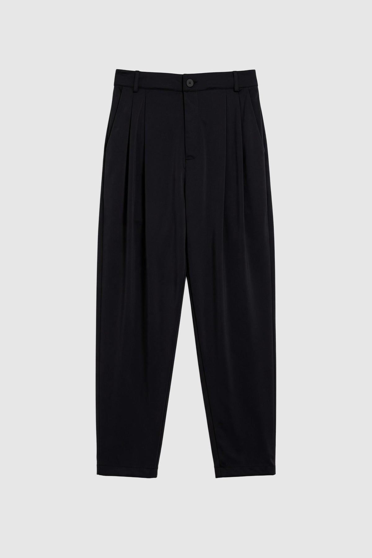Technical Carrot Fit Pants
