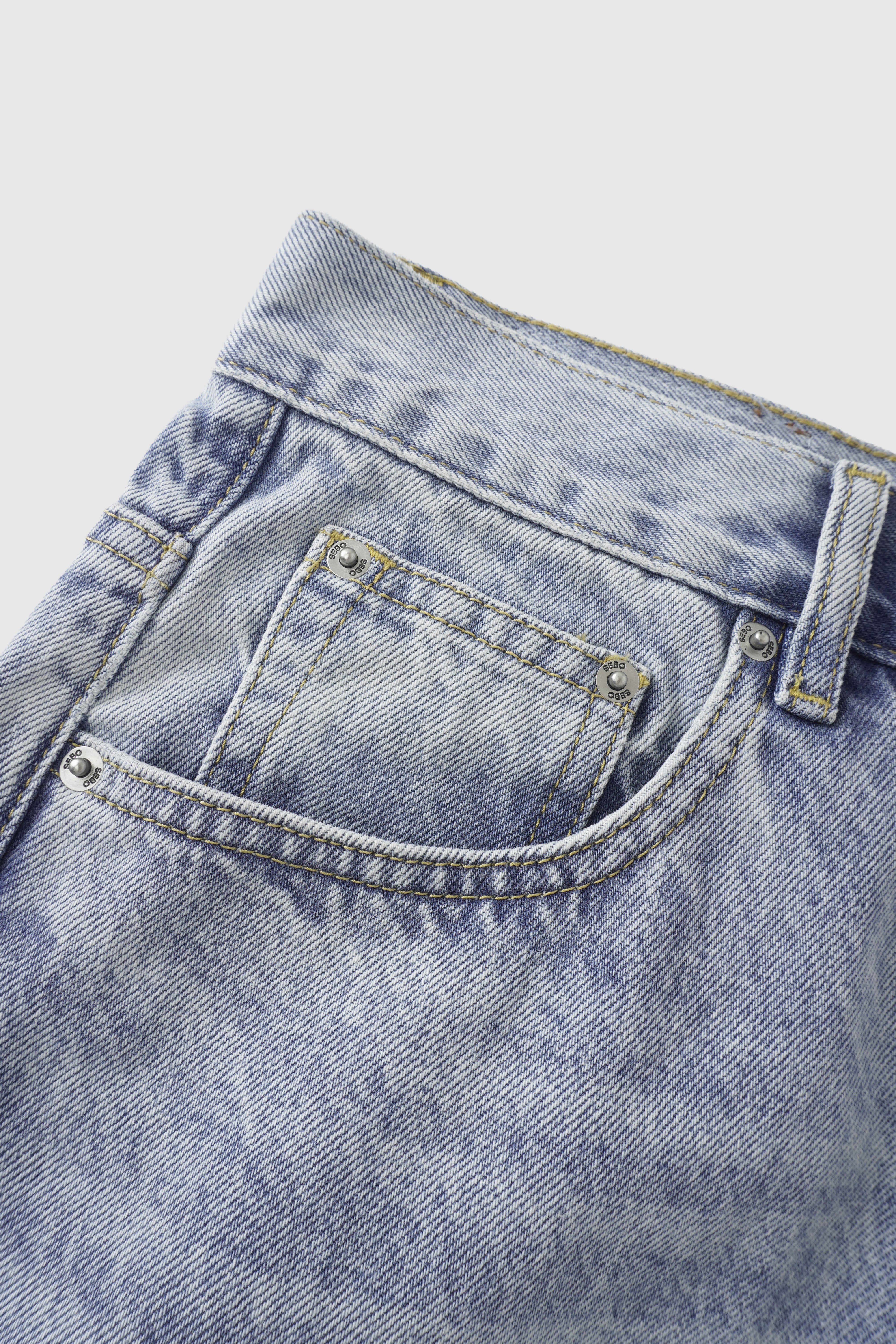 Relaxed Fit Cotton Jeans