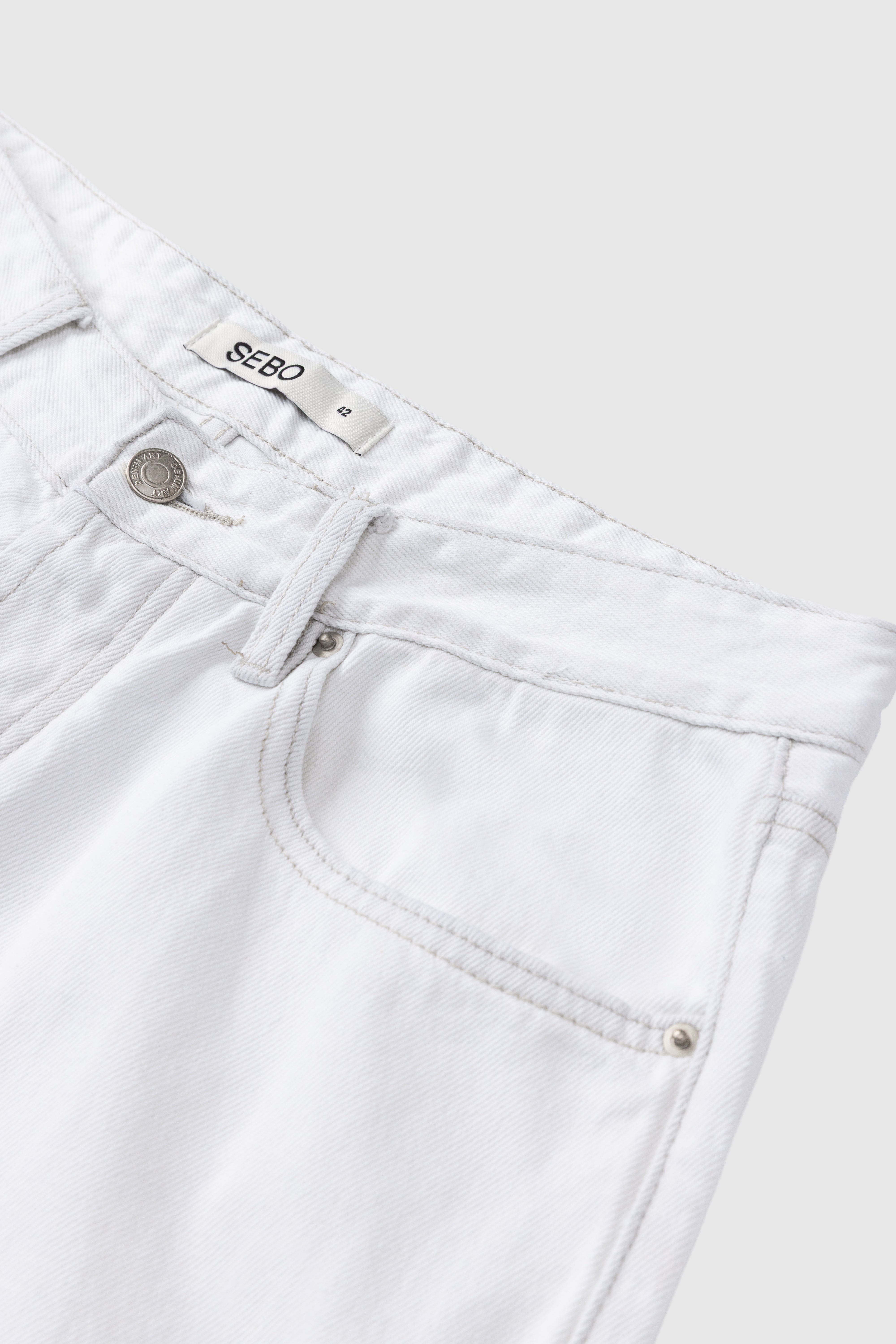 Relaxed Fit Cotton Jeans
