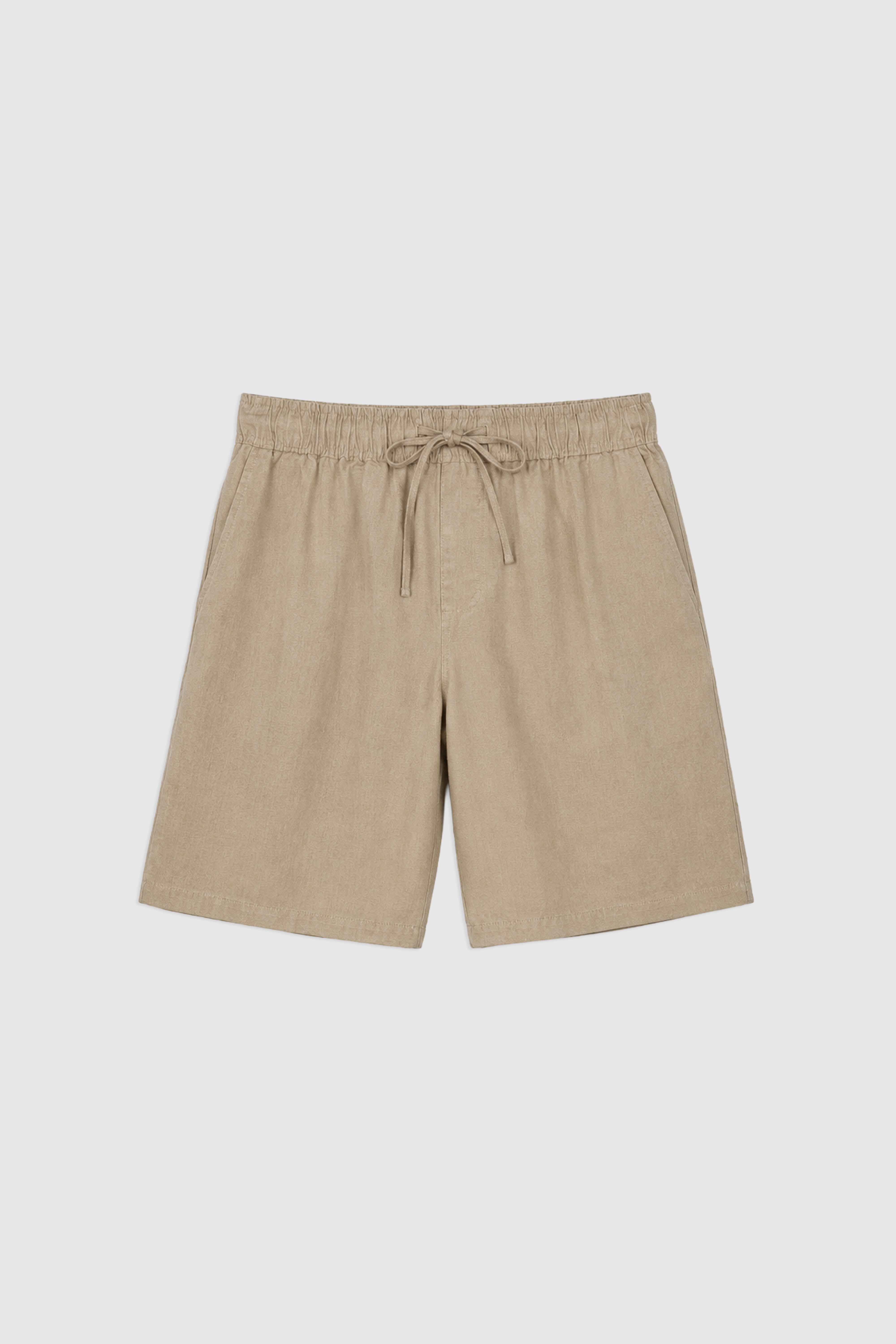 Relaxed Linen Bermuda.