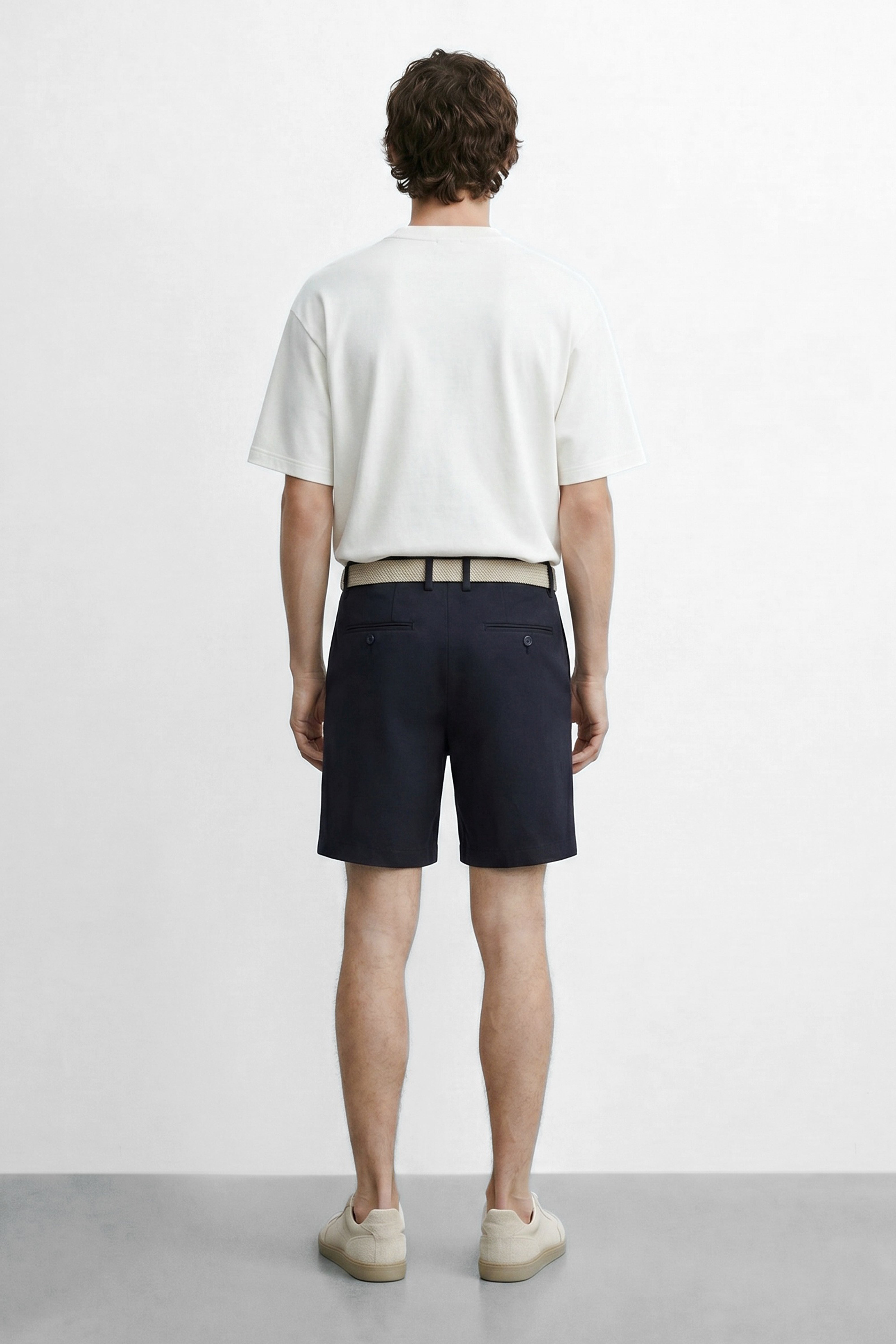 Slim Fit Linen Blend Bermuda