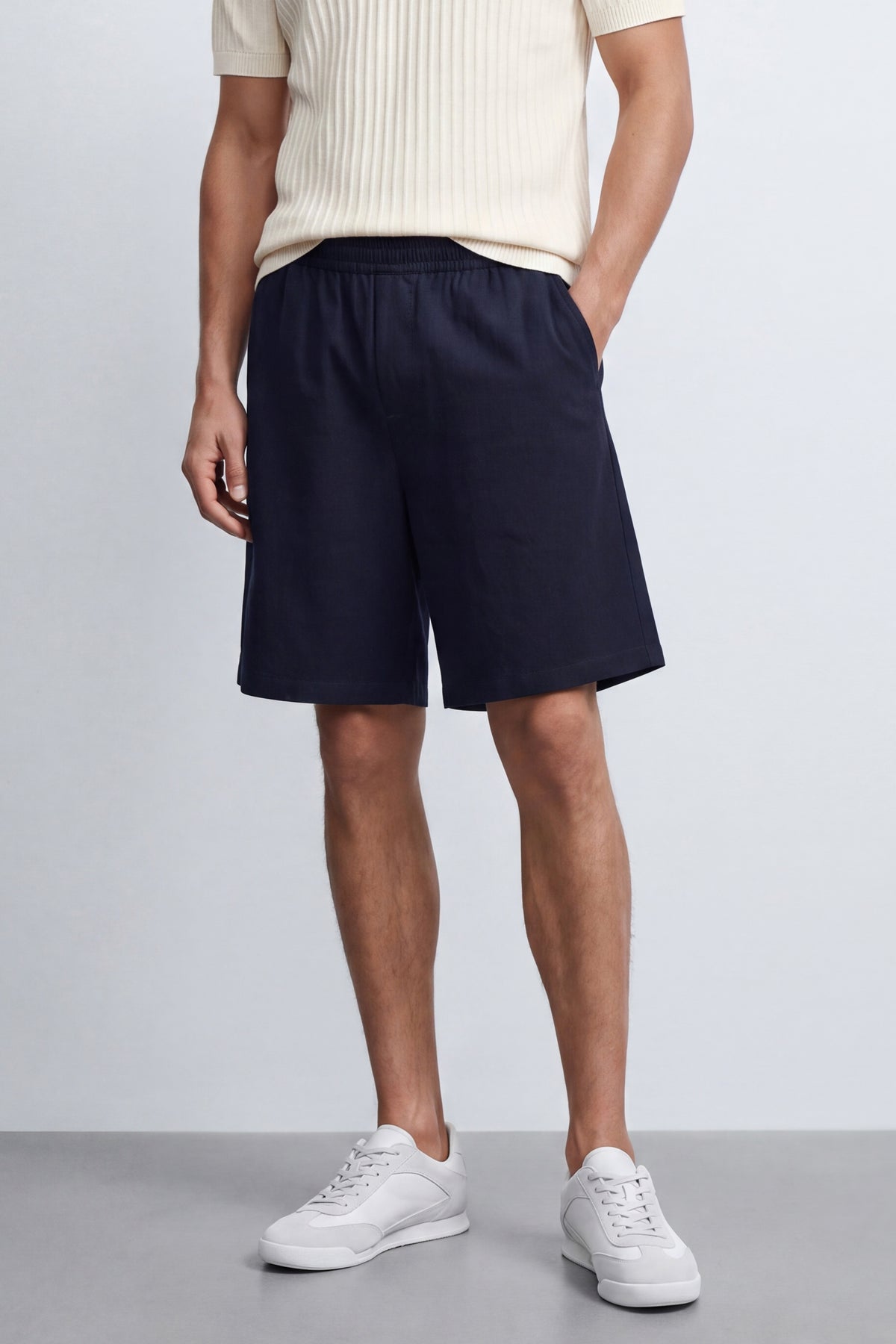 Mid Fit Bermuda
