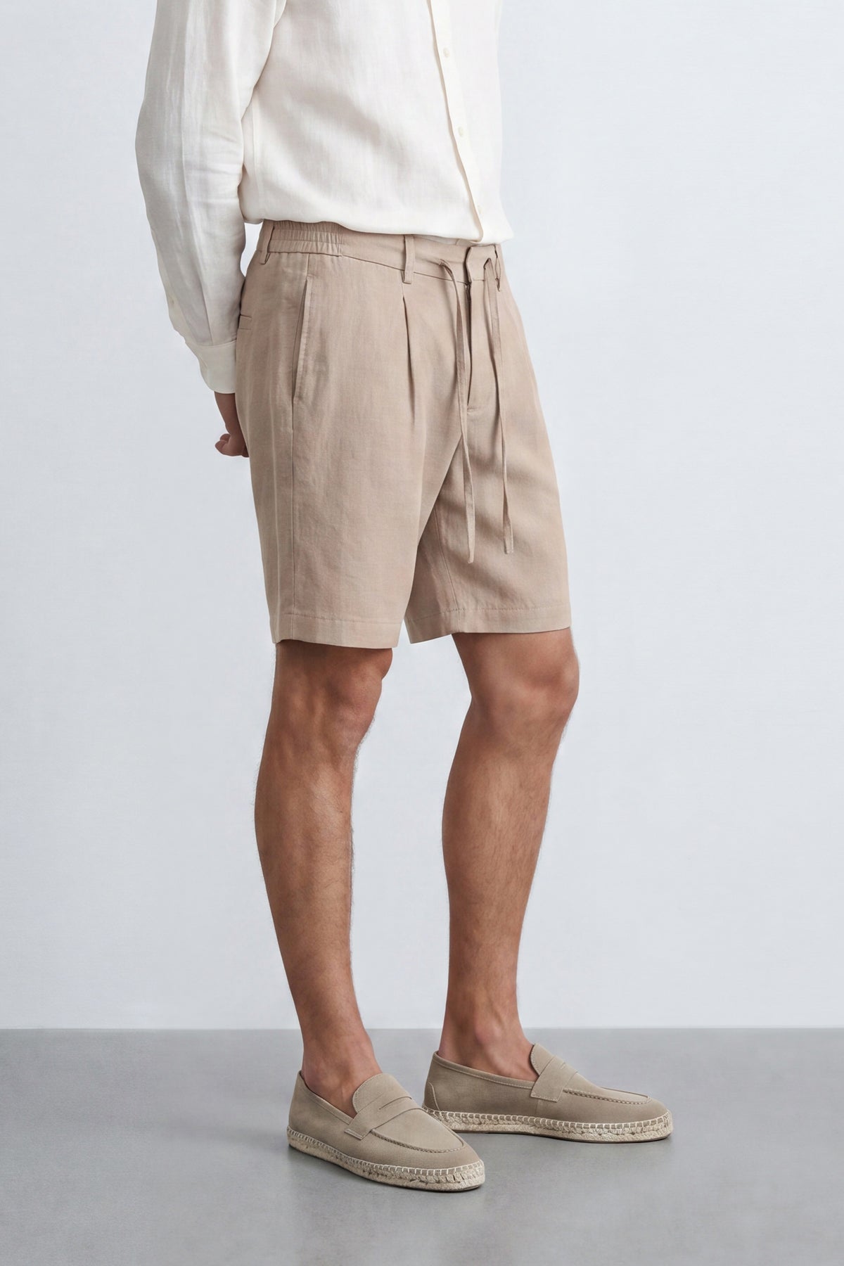 Slim Fit Linen Bermuda