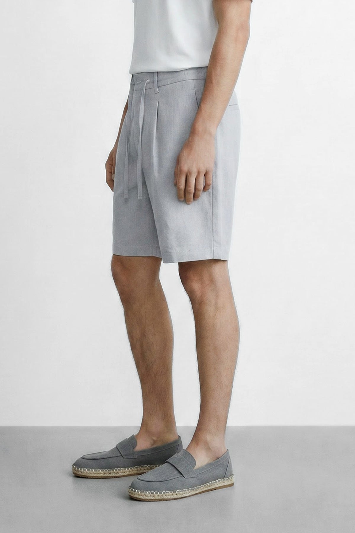 Slim Fit Linen Bermuda