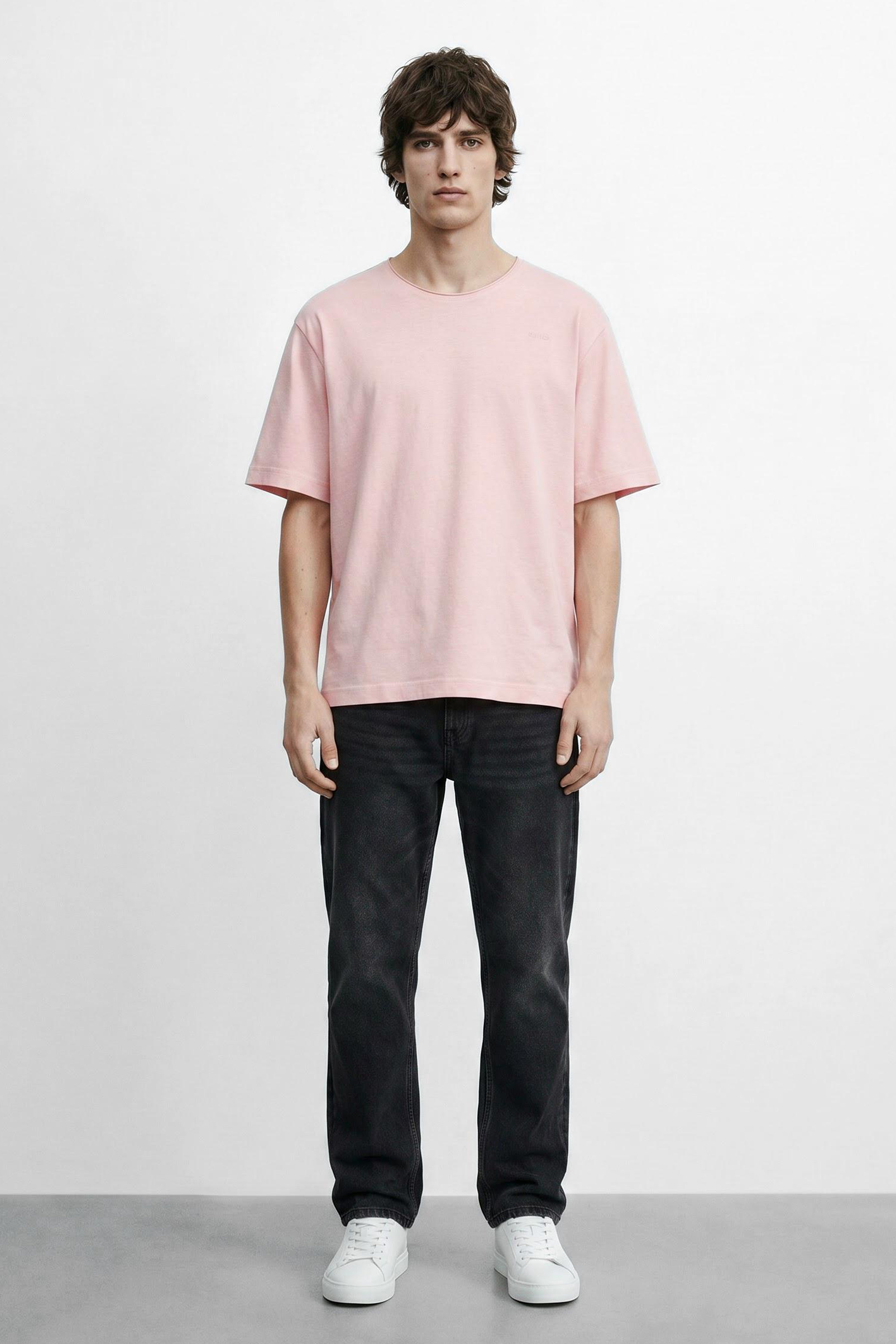 Mid Fit Linen Blend T-Shirt