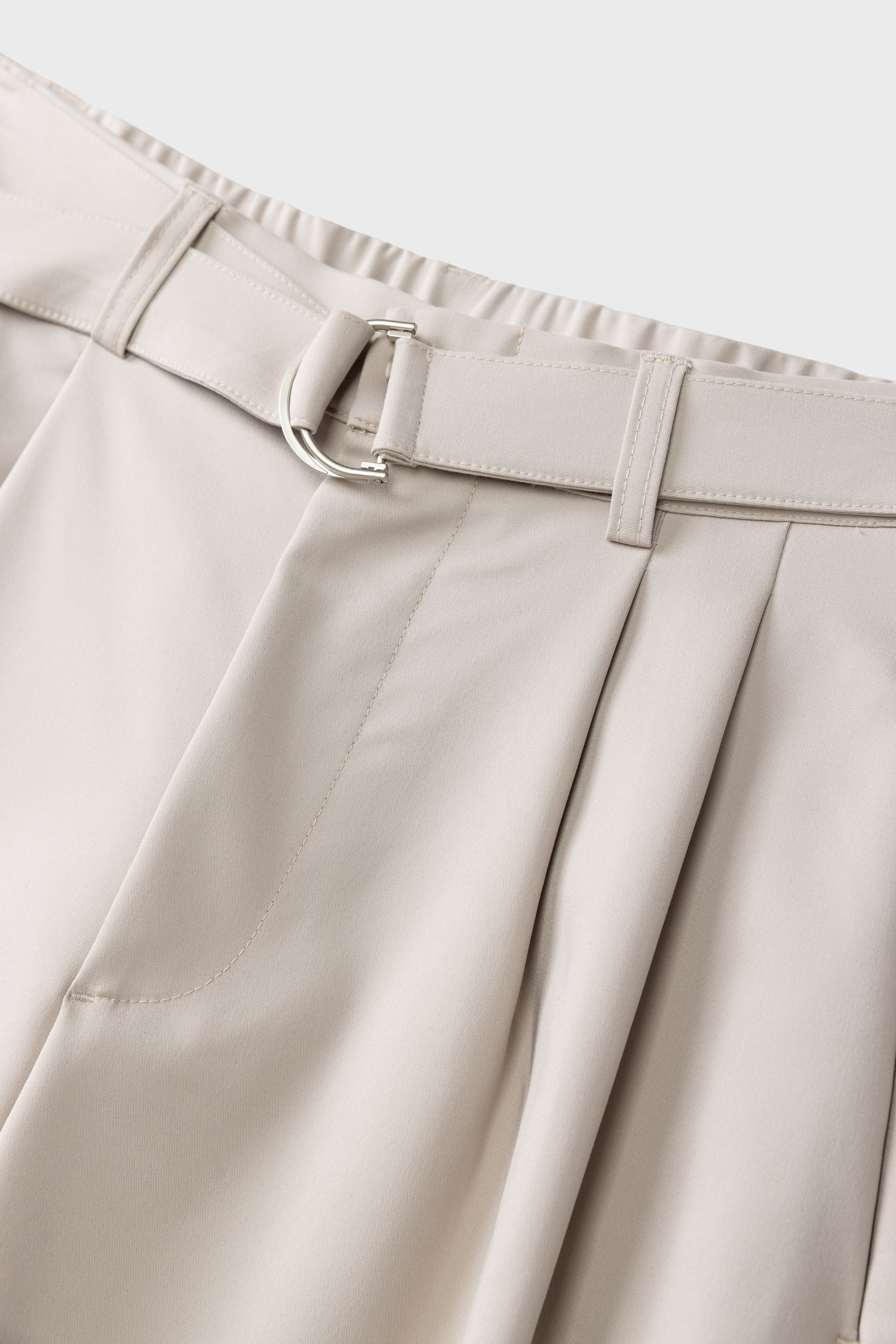 Carrot Fit Trousers