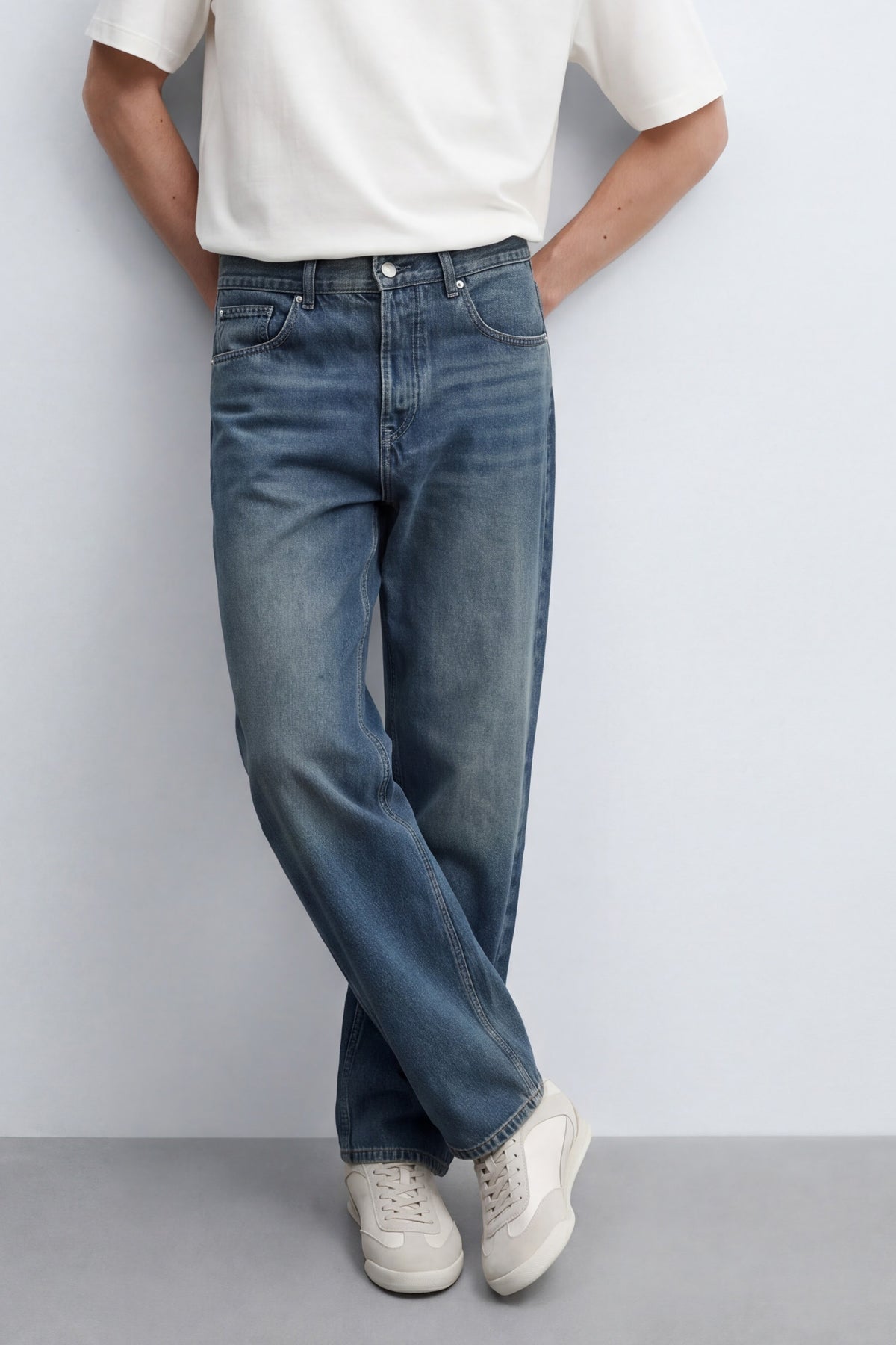 Relaxed Fit Jeans