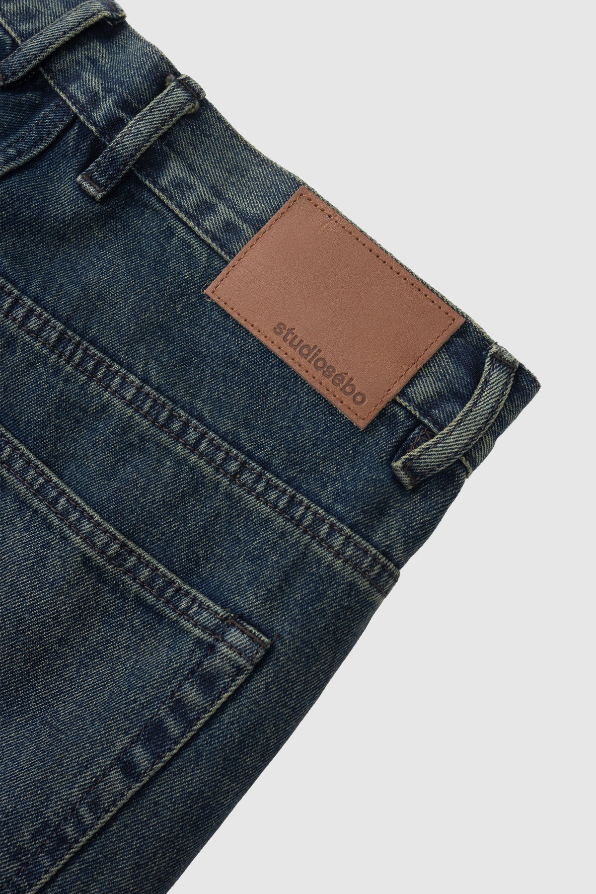Relaxed Fit Jeans