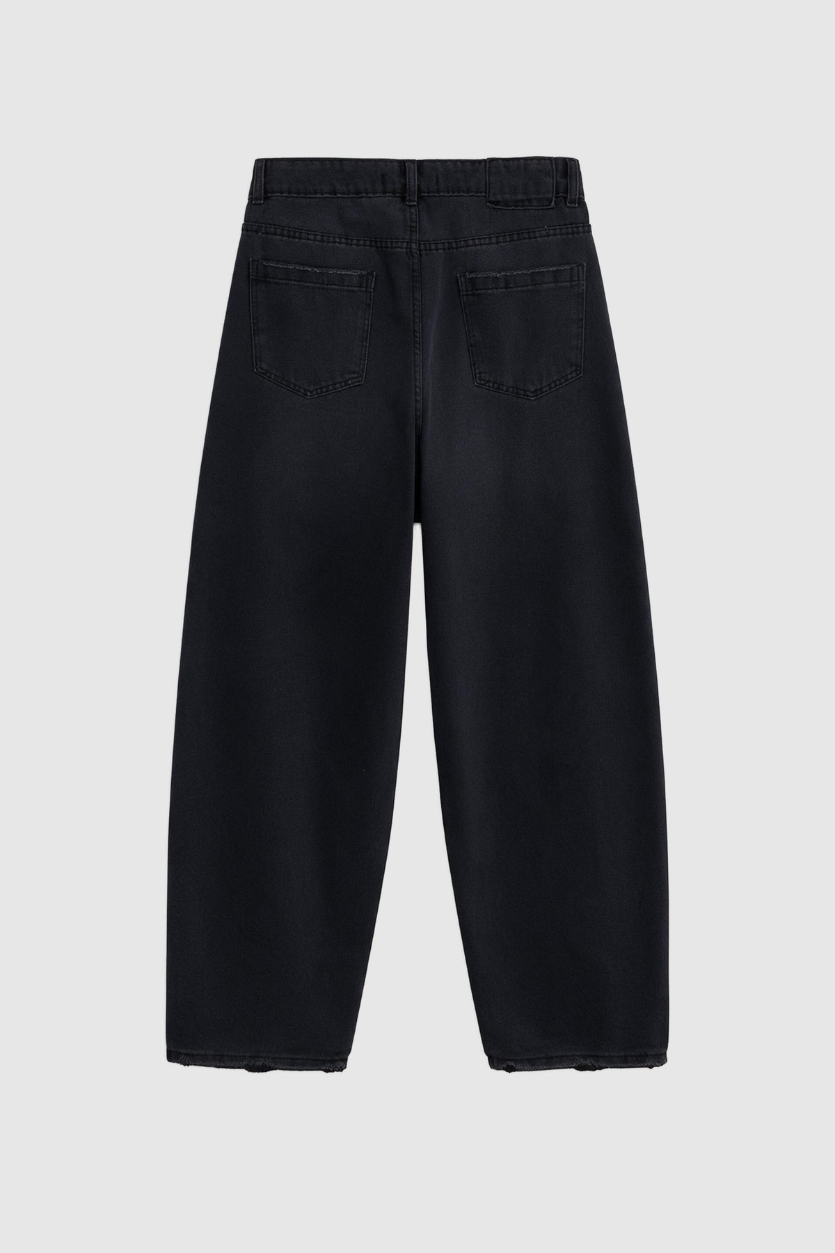 Balloon Fit Jeans