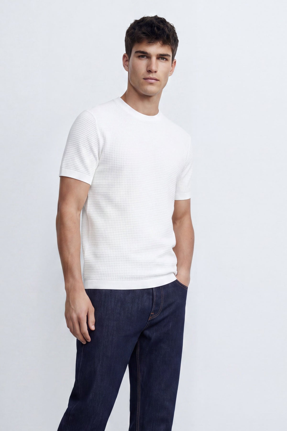 Slim Fit Linen-Blend Tee